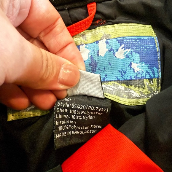 Obermeyer Vibrant orange and Black Snow/ ski Pants extended wear system - Picture 4 of 8